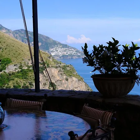 Villa Stone - De Vivo Realty Positano