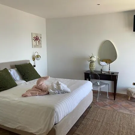 De Vivo Realty - Villa Stone Positano *