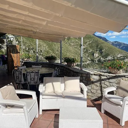 De Vivo Realty - Villa Stone Positano Positano