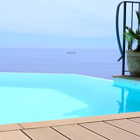 De Vivo Realty - Villa Stone Positano