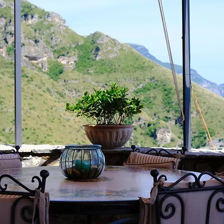 Villa De Vivo Realty - Villa Stone Positano Positano