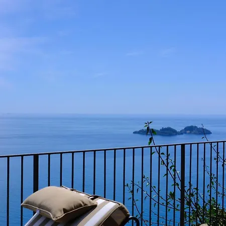 Stone - De Vivo Realty * 포지타노