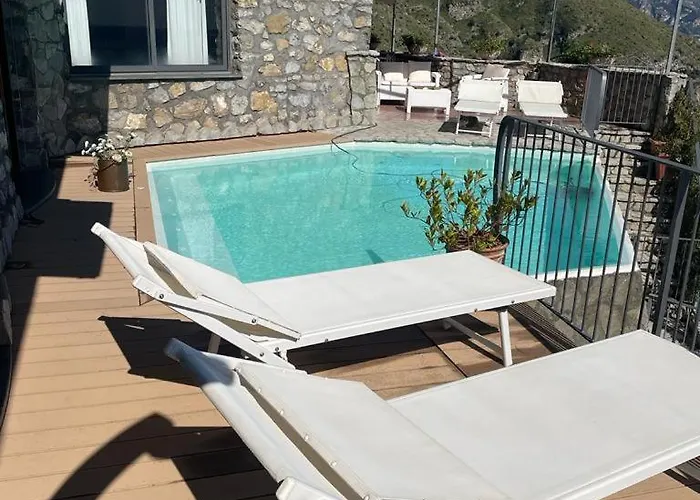 Stone - De Vivo Realty Villa