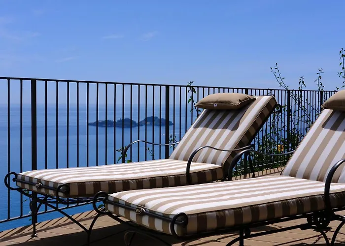 Stone - De Vivo Realty Villa Positano