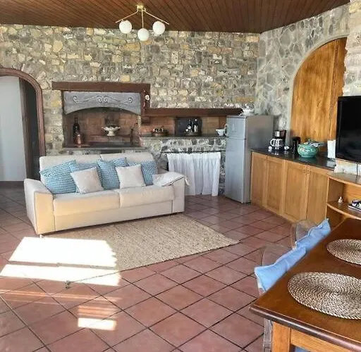 Stone - De Vivo Realty