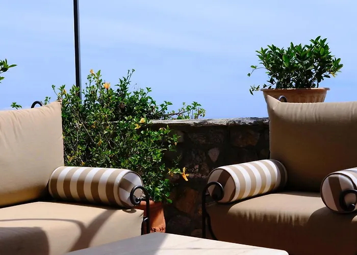 Stone - De Vivo Realty * Positano